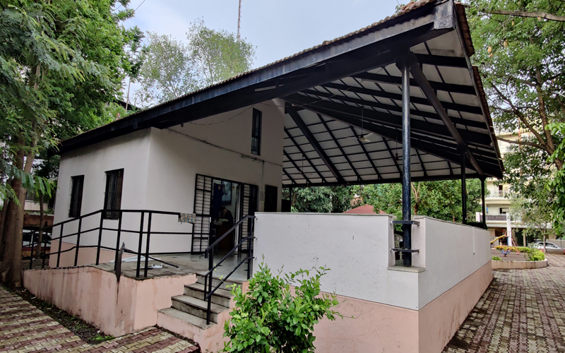 Saravjanik Vachnalaya